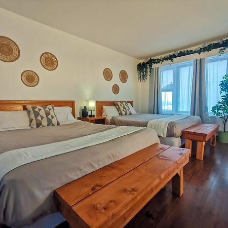 Motel Lofts Fleuve Et Montagnes Sainte-Anne-de-Beaupré Zewnętrze zdjęcie