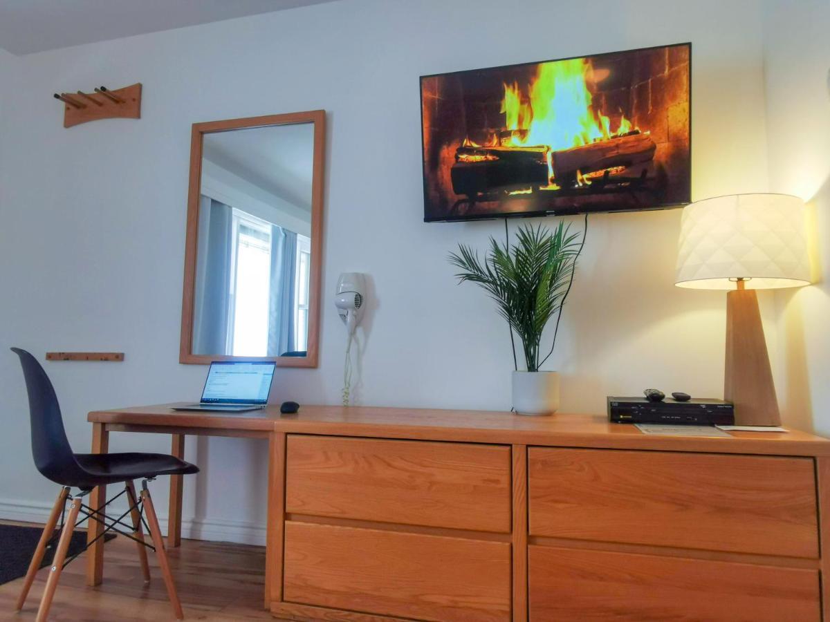 Motel Lofts Fleuve Et Montagnes Sainte-Anne-de-Beaupré Zewnętrze zdjęcie