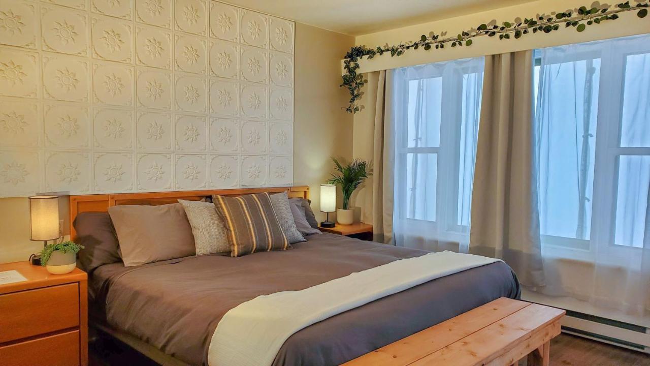 Motel Lofts Fleuve Et Montagnes Sainte-Anne-de-Beaupré Zewnętrze zdjęcie