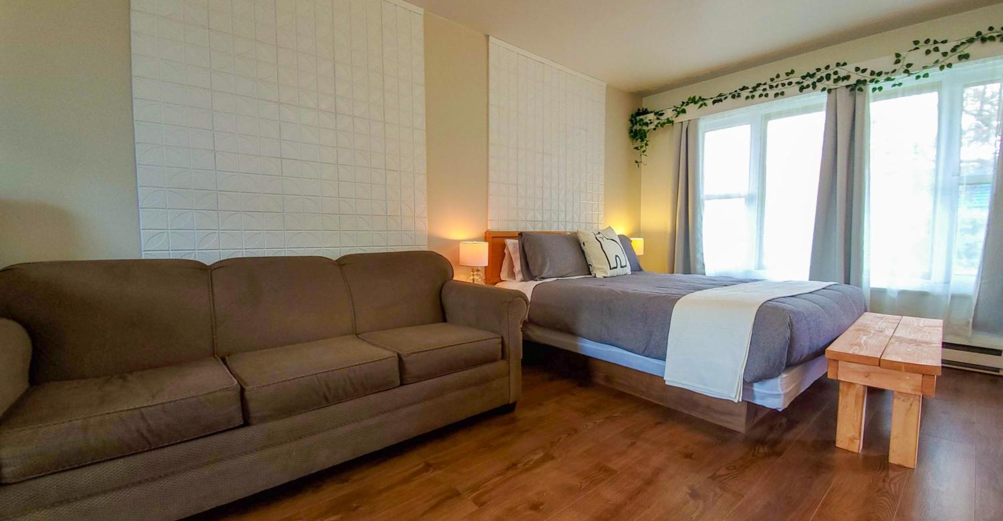Motel Lofts Fleuve Et Montagnes Sainte-Anne-de-Beaupré Zewnętrze zdjęcie