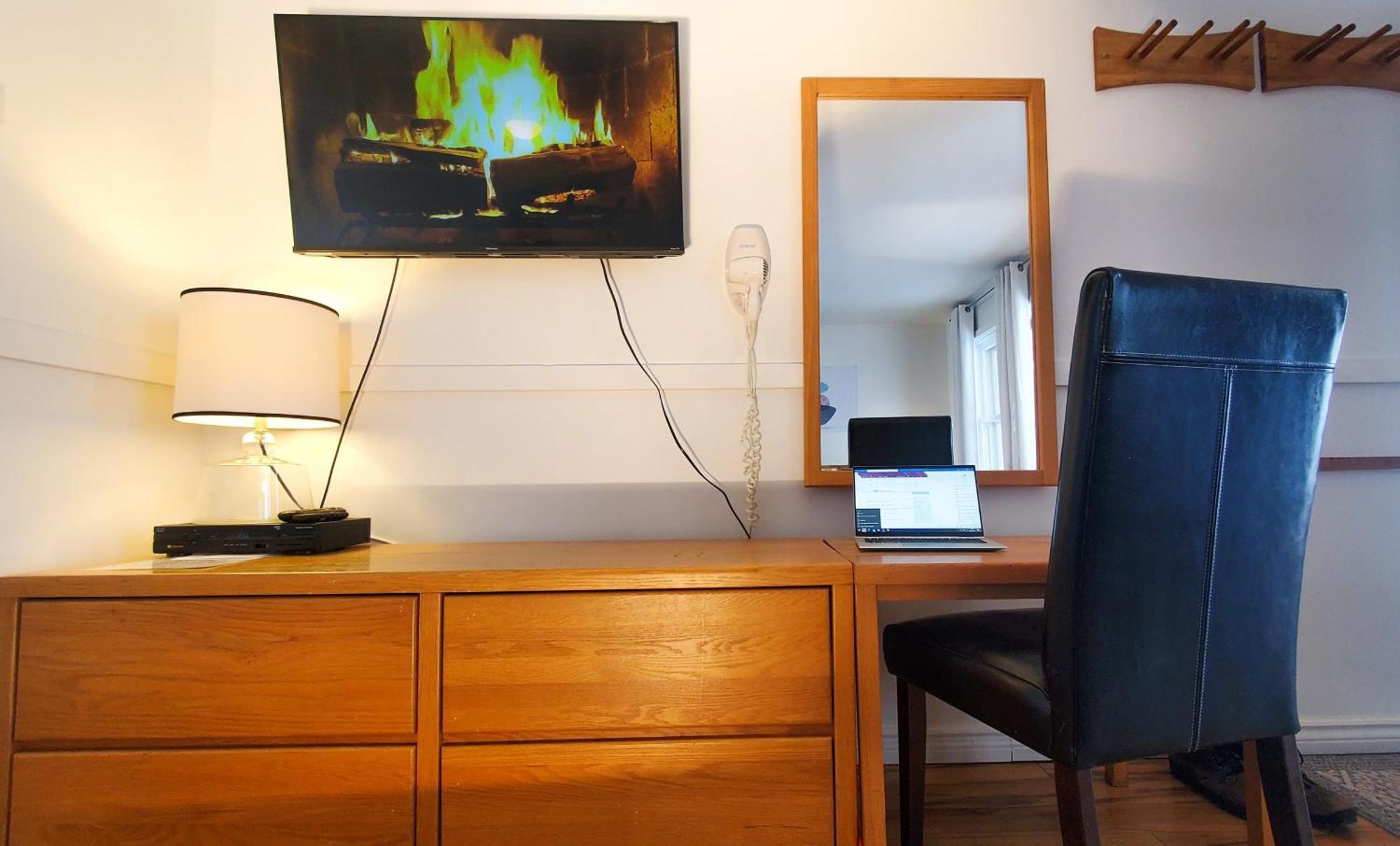 Motel Lofts Fleuve Et Montagnes Sainte-Anne-de-Beaupré Zewnętrze zdjęcie